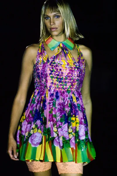 Look 100